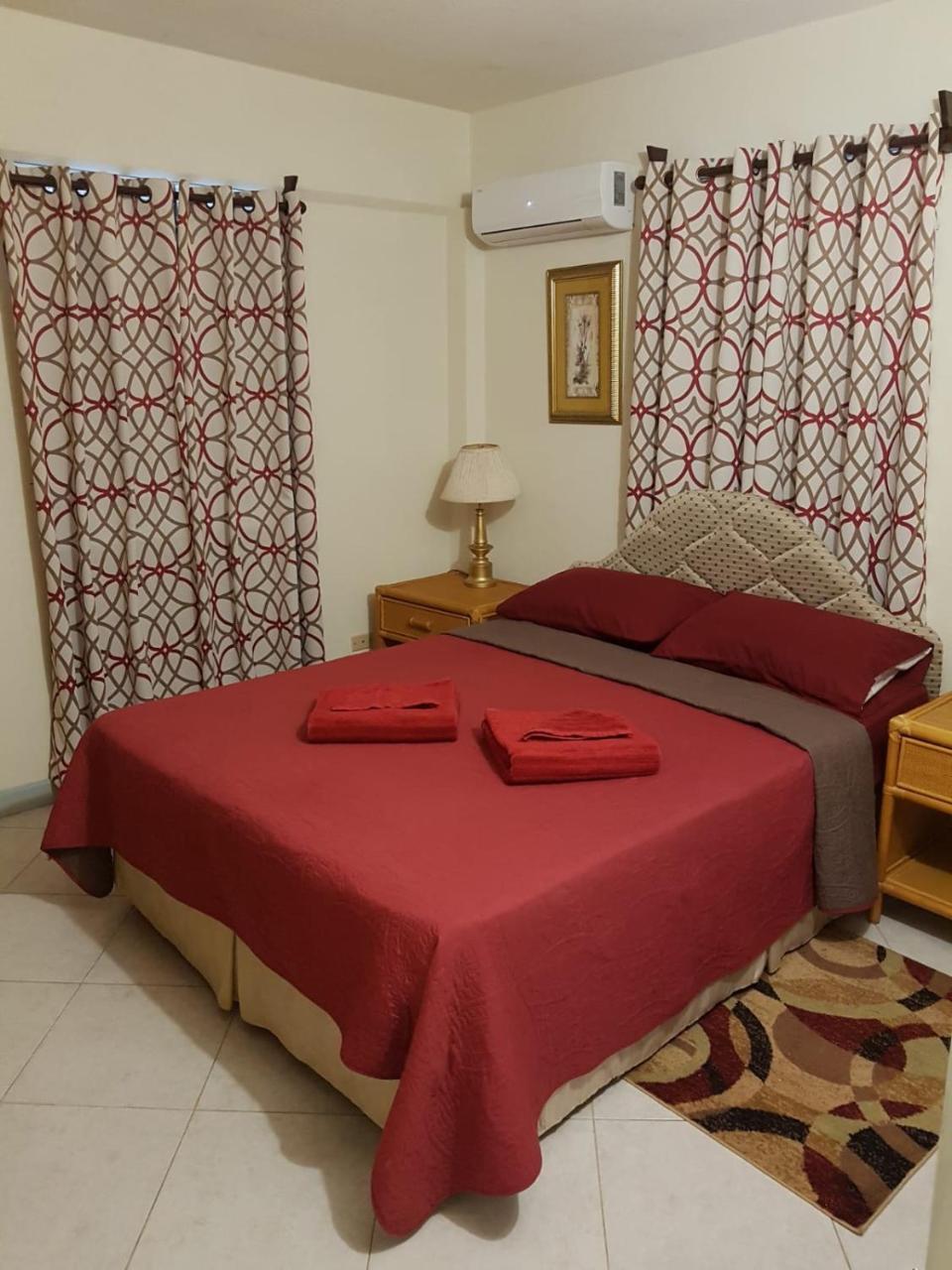 Breezy Apts Saint Philip Εξωτερικό φωτογραφία