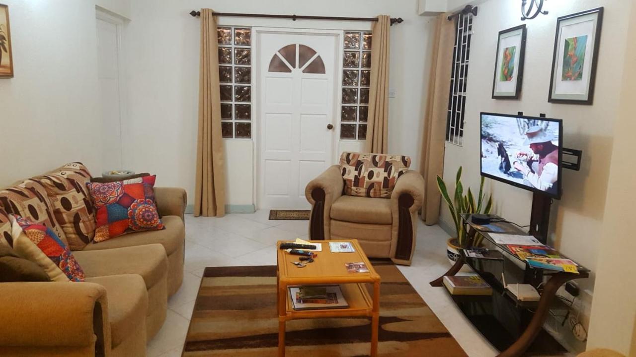 Breezy Apts Saint Philip Εξωτερικό φωτογραφία